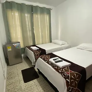  Habitación en casa particular Hospedaje's He Colombia