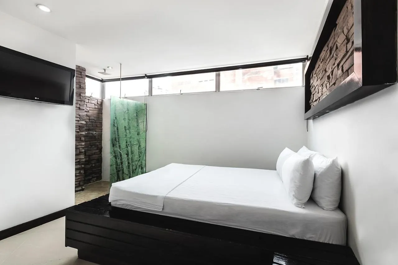 **  Hotel Kong Medellin Colombia